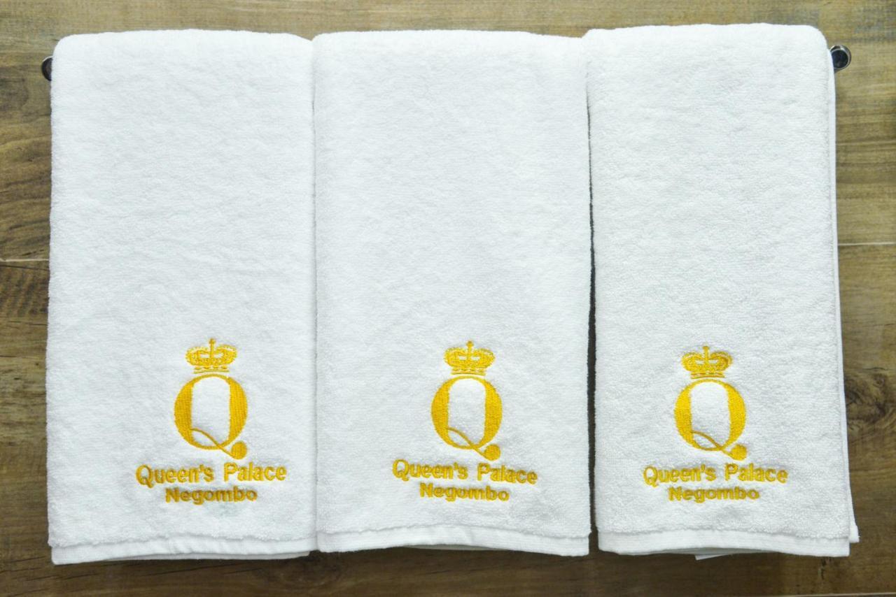 Negombo New Queen'S Palace Exterior photo